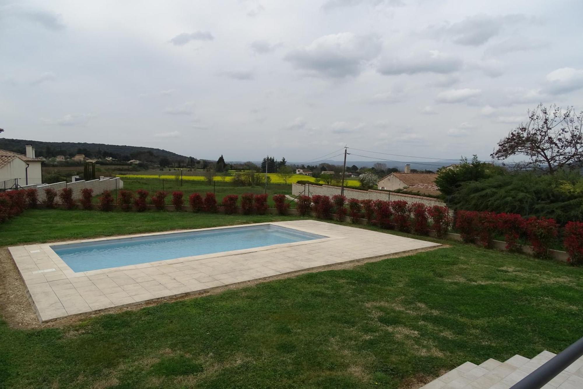 Villa Familiale Avec Piscine, Jardin A 10 Mn D'Uzes Flaux Exterior photo